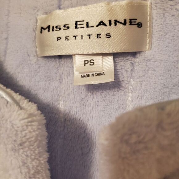 Miss Elaine Lounger Robe - Picture 3 of 9